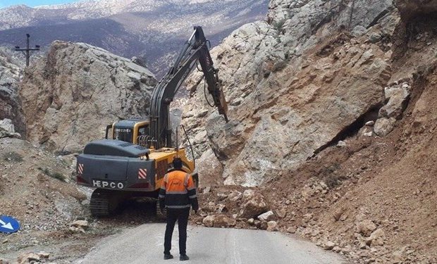 ۵۰۰ دستگاه ماشین آلات معدن وارد کشور می‌شود/ تلاش برای افتتاح واحد معدنی کربنات کلسیم شهرستان دشتی