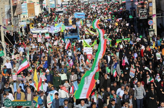 راهپیمایی ۲۲ بهمن شهر خورموج از نگاه دوربین عبدالرسول قاسمی