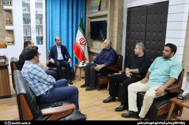 فرماندار دشتی؛ حمایت از ورزش کشتی امروز به یک مطالبه عمومی ورزشی در شهرستان تبدیل شده است