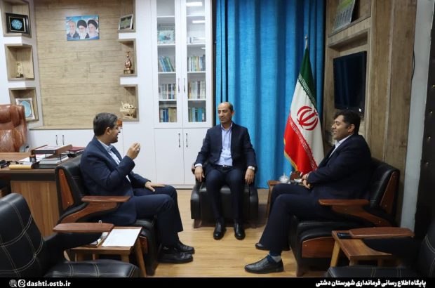 فرمانداردشتی؛ تسریع در رفع نواقصی نظیر نصب آسانسورهای مسکن مهر خورموج ضروری است