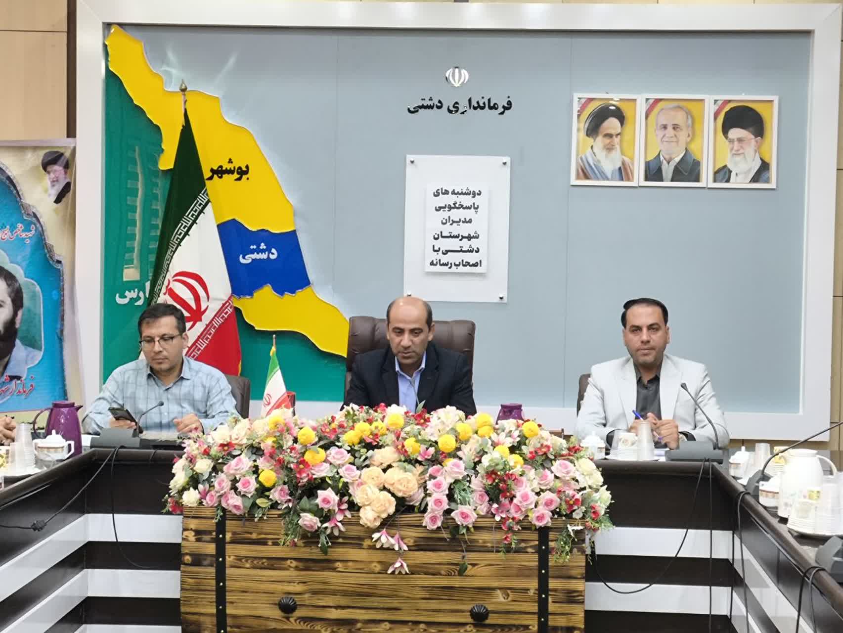 مشکلی در بحث خط‌کشی محورهای اصلی شهرستان نداریم.