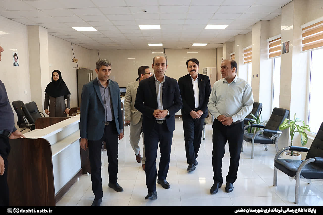 فرماندار دشتی تاکید کرد؛ تأکید فرماندار دشتی بر تکمیل پروژه‌های نیمه‌تمام ورزشی شهرستان