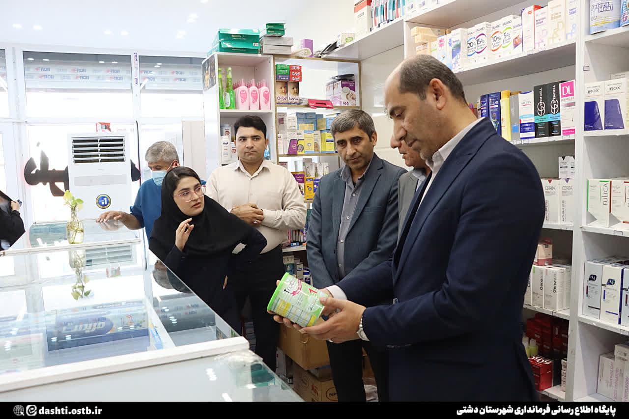 فرماندار دشتی؛ دومین داروخانه شبانه‌روزی شهر خورموج راه‌اندازی شد