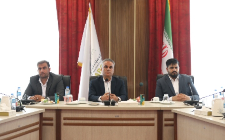 فرماندار کنگان؛ رسانه‌های داخلی باید با امیدآفرینی، جریان‌سازی مثبت و روشنگری در کنار مردم و نظام قرار گیرند