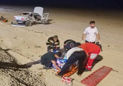 ۴ مصدوم در تصادف دو خودرو سواری در محور خورموج به کنگان