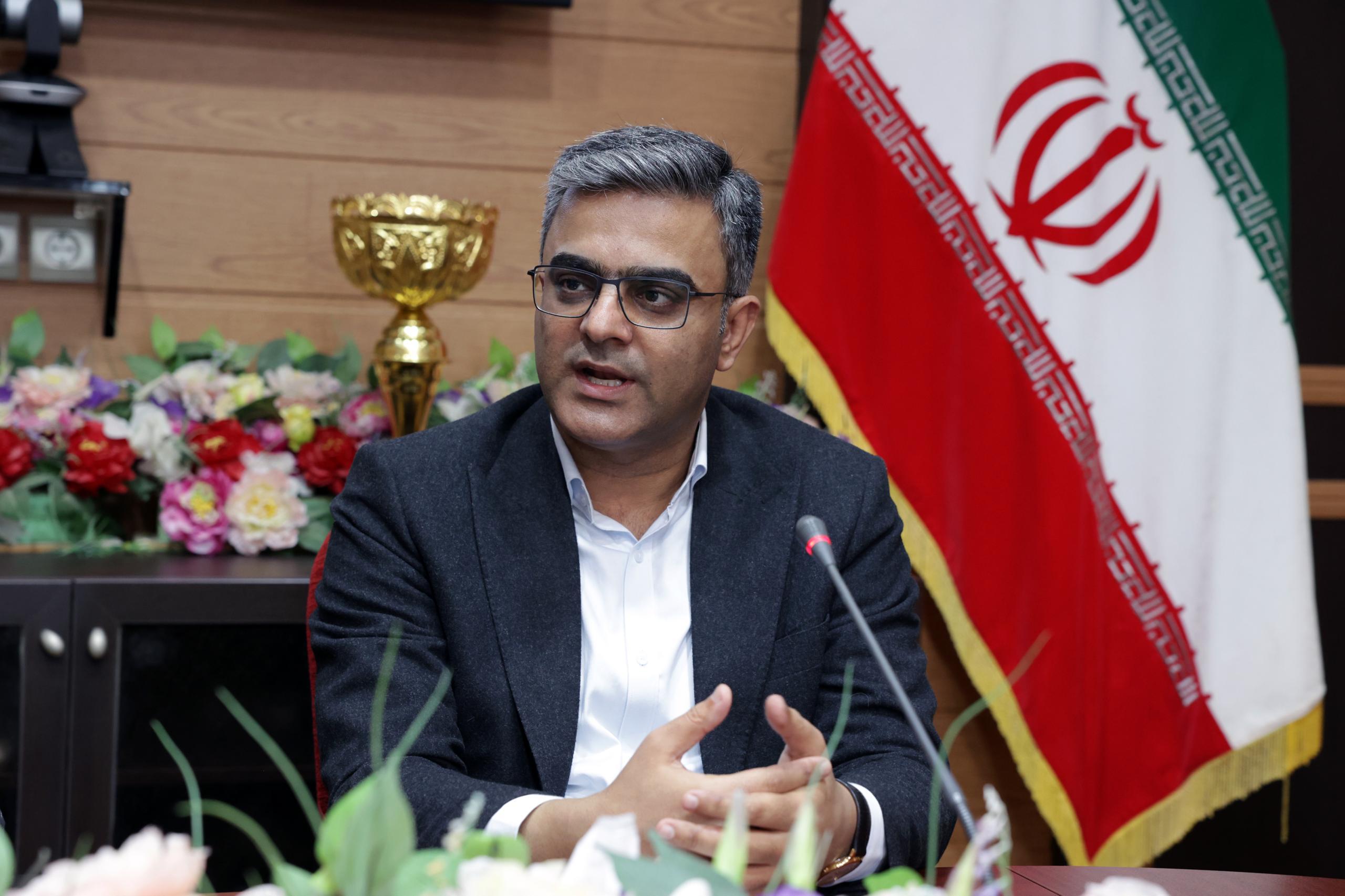 رئیس دانشگاه علوم پزشکی بوشهر خبر داد؛ تعطیلی و مجازی شدن کلاسهای تئوری دانشجویان دانشگاه علوم پزشکی بوشهر به دلیل شیوع آنفلوانزا