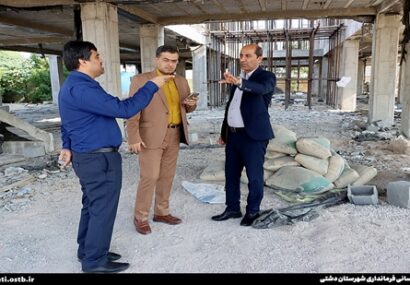 فرماندار دشتی؛ پروژه‌های آموزشی خورموج بر اساس زمان‌بندی اعلامی، پیشرفت مناسبی ندارد