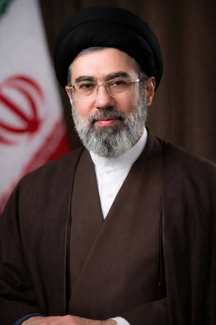 آیت‌الله حاج سیدمجتبی خامنه‌ای، رهبر جدید جمهوری اسلامی ایران کیست؟