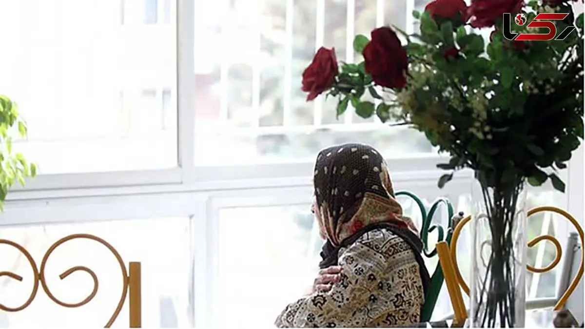 تماس با سالمندان تنها در دوره جنگ آغاز شد/ دوری از فرزندان و کمبود دارو بیشترین دغدغه / ۱۰ هزار سالمند تنهای پرخطر در کشور وجود دارد