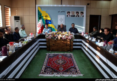 فرماندار دشتی ؛ اتحاد مردم نیروهای مسلح و حمایت و پشتیبانی دولت دشمن را به آتش‌بس وادار کرد