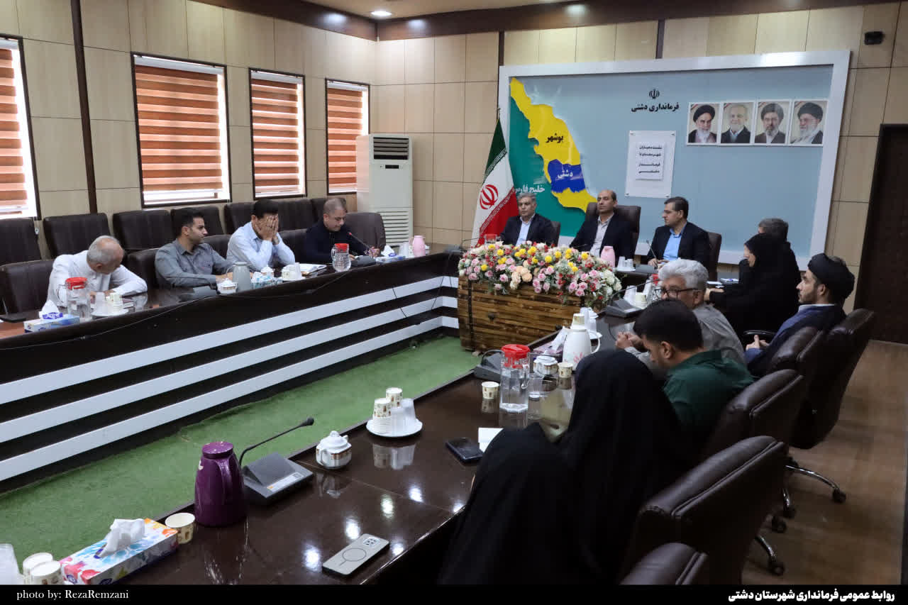 دولت وفاق بدنبال تسهیل زندگی در روستاهاست/ دهیاران حلقه نخست ارتباط مردم با مسئولان هستند